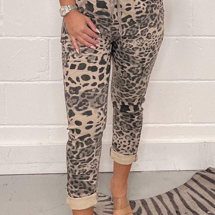 Pantaloni Stampa Leopardata Donna Elegante - Anche Stile Mimetico