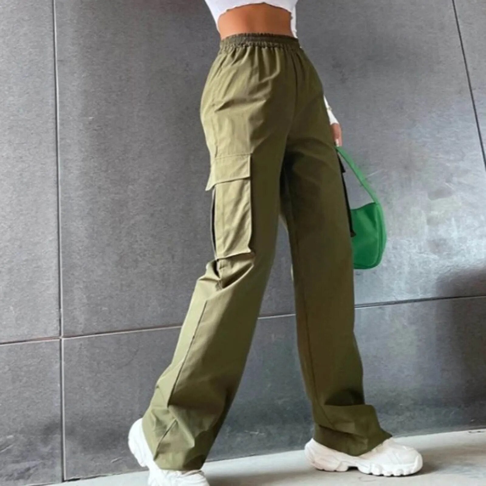 Pantaloni Cargo da Donna a Gamba Larga - Vita Alta e Tasche
