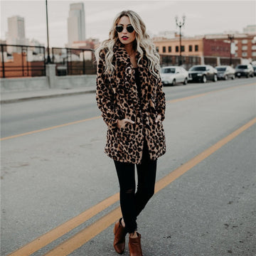 Cappotto da Donna in Pelliccia Sintetica Stampa Leopardo - Rever Dentellato