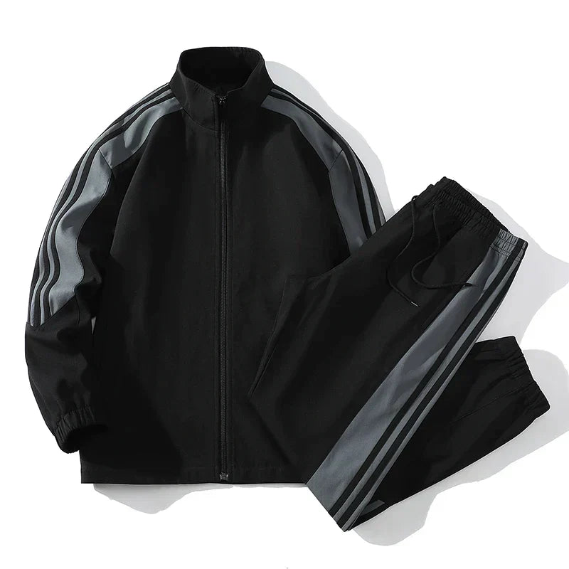 Completo da Uomo a Due Pezzi - Giacca con Cerniera e Pantaloni con Strisce su Spalle e Fianchi