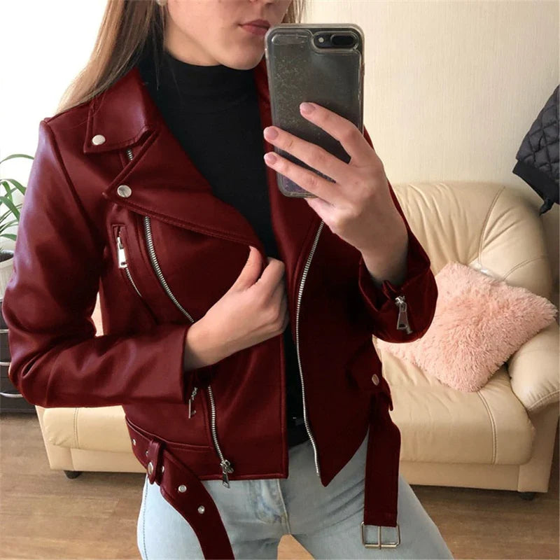 Renata – Giacca Classica in Pelle Vegana con Cintura per Donna