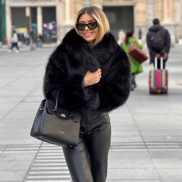 Cappotto Elegante in Morbida Pelliccia da Donna – Stile Caldo e Lussuoso