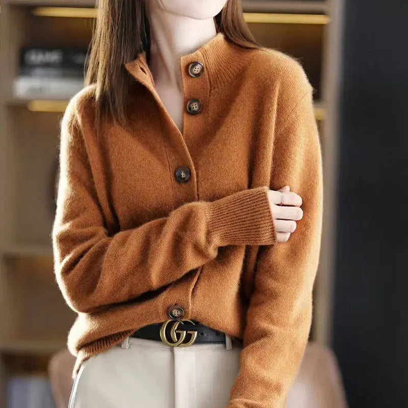 Cardigan Elegante con Bottoni per Donna