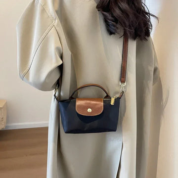 Francheth – Elegante Borsa a Tracolla Compatta per Donna