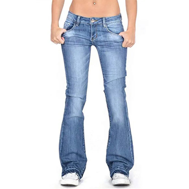 Jeans acampanados de mujer – Tiro bajo y lavado claro
