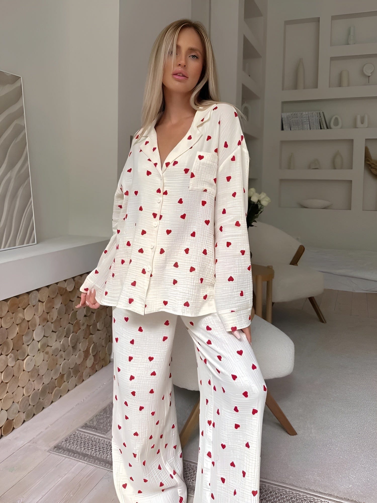 Conjunto de pijama para mujer blanco - Estampado de corazón y dos piezas