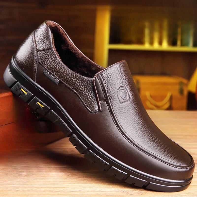 Scarpe Slip-On da Uomo - Design Mocassino e Suola Esterna Testurizzata